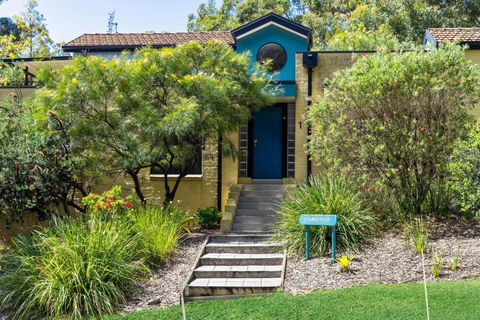 Sandpiper, Hyams Beach - Tourism Townsville 2