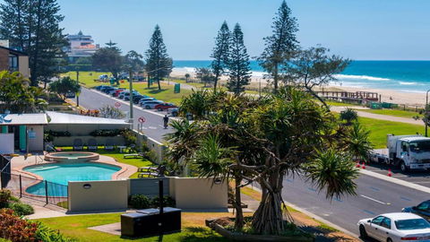 Sandrift Beachfront Apartments - Tourism Townsville 1