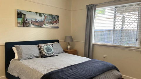 Sandy Days 4551 - Tourism Townsville 0