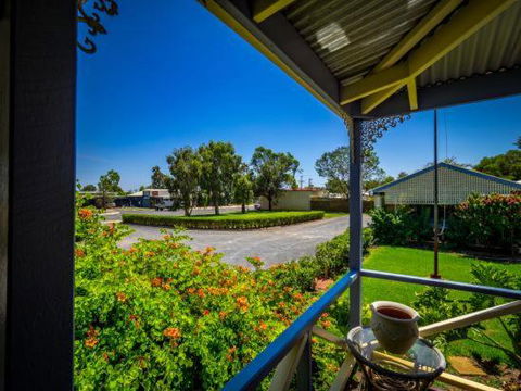 Tambo Mill Motel & Caravan Park - Tourism Townsville 2