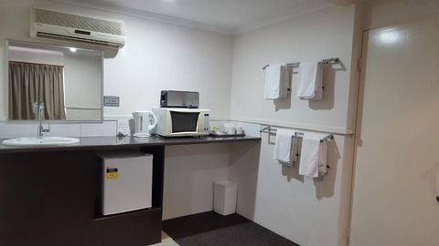 The Commercial Hotel Motel - Tourism Townsville 2