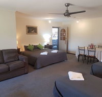 Beachport Motor Inn - Tourism Townsville