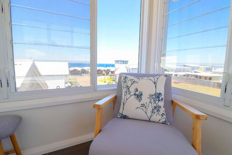 Beachside Oasis - Tourism Townsville 3