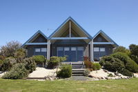 Book Walkerville Accommodation Vacations Tourism Townsville Tourism Townsville