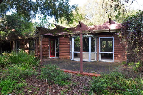 BEECHWOOD - SURF SIDE - Tourism Townsville 0