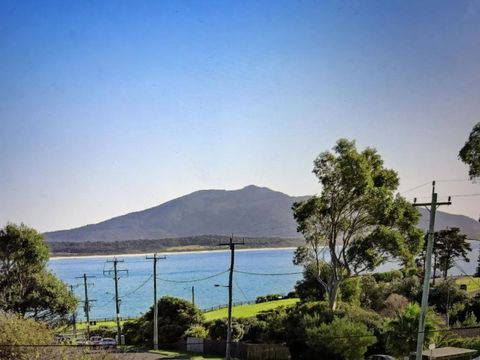 Bermagui Beach Apartment - Tourism Townsville 0