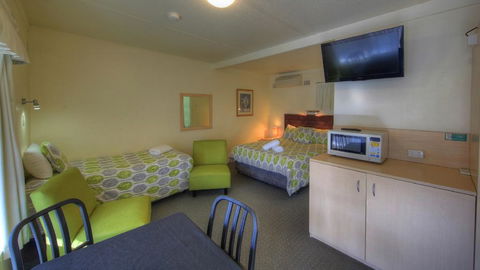 Bermagui Motor Inn - Tourism Townsville 1
