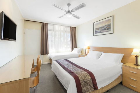 Best Western Governor Gipps Motor Inn - Tourism Townsville 3