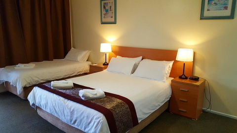 Best Western Governor Gipps Motor Inn - Tourism Townsville 0