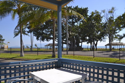 BIG4 Rowes Bay Beachfront Holiday Park - Tourism Townsville 1