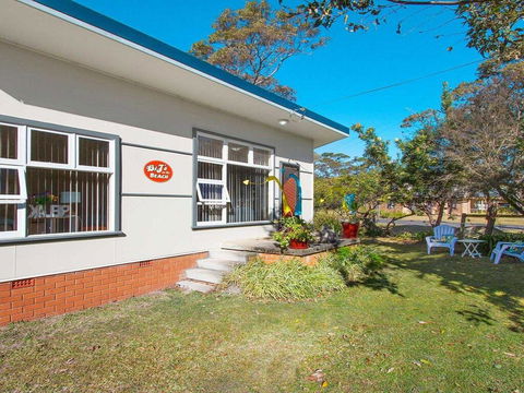 BiJ's On The Beach - 200 Metres To The Water - Tourism Townsville 3