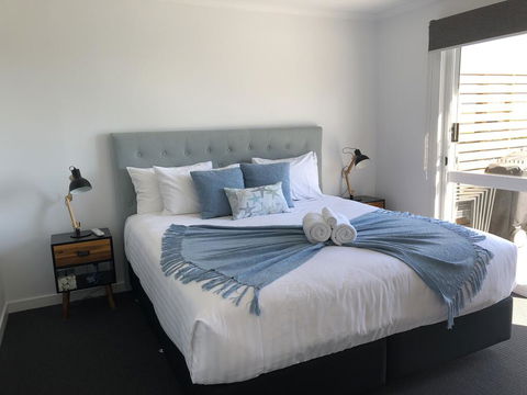 BINALONG BRAE @ Bay Of Fires Two Bedroom Both With Ensuites - Tourism Townsville 0