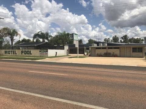 Blackall Coolibah Motel - Tourism Townsville 0