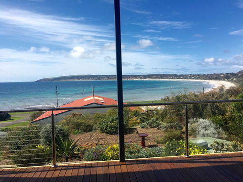 Blakeney Holiday House - Tourism Townsville 0