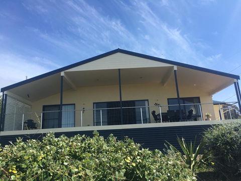 Blakeney Holiday House - Tourism Townsville 2