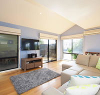 BLUE SKYES - family home with balcony  views. - Tourism Townsville