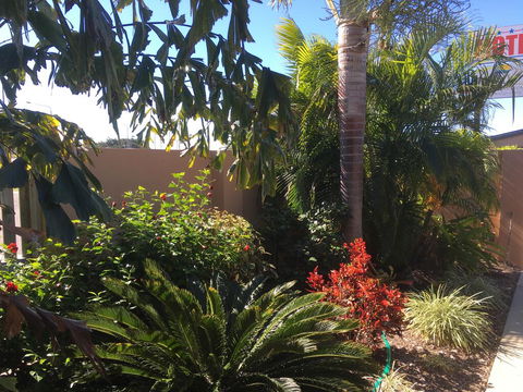 Bluewater Harbour Motel - Tourism Townsville 3