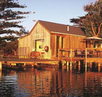 Boathouse - Birks River Retreat - Tourism Townsville