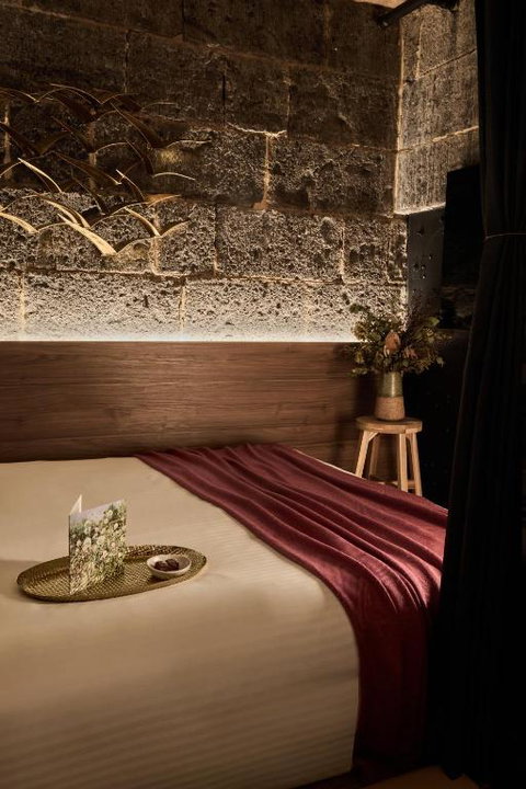 The Interlude Hotel - Tourism Townsville 3