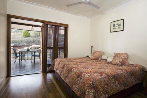 The Summit Bed & Breakfast - Tourism Townsville 1