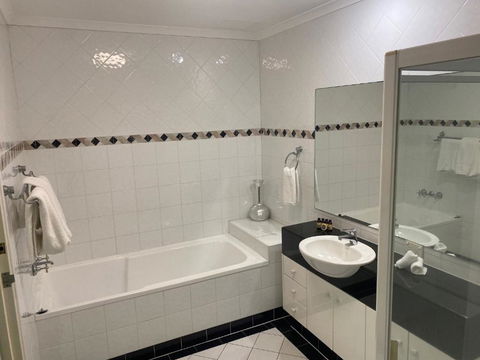 Xanadu Resort - Tourism Townsville 2