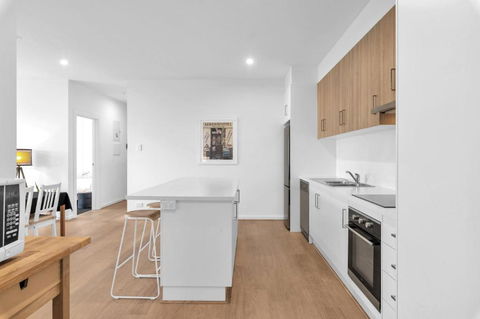 Flinders Corporate Extended Stays 8 -12 Weeks - Tourism Townsville 4