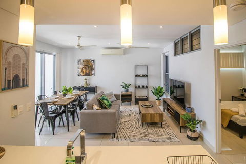 ZEN CENTRAL CBD - Affordable 3-Bdrm Apt In The Heart Of Darwin City - Tourism Townsville 0