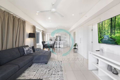 ZEN SUNSHINE - COZY 2-BR/2-BA OCEAN VIEW RETREAT - Tourism Townsville 2