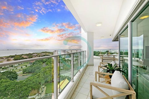 ZEN TOWERS: Cozy Executive 3-BR Family Apt In Darwin City - Tourism Townsville 0