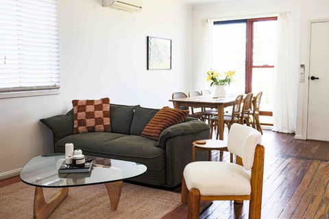 Ziggys Erowal Bay - Tourism Townsville 0