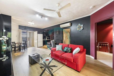 ZEN MARKETS - Boutique 1-BR Apt Near Parap Markets - Tourism Townsville 3