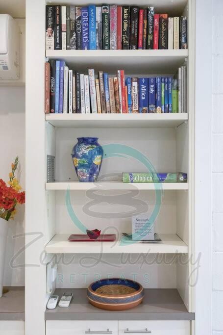 ZEN TREETOPS - Boutique 2-BR Apt W/ Private Pool - Tourism Townsville 1