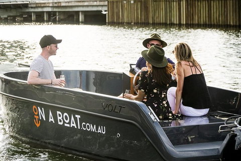 1.5-Hour Boat Rental In Melbourne - Tourism Townsville 1