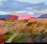 Uluru Ayers Rock Sunset with Outback Barbecue Dinner and Star Tour - Tourism Townsville