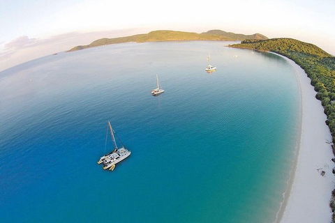 Sail, Snorkel, SUP & Kayak Charter Whitsundays - Tourism Townsville 5