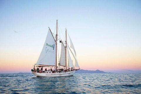 Fly & Sail Package (With Providence) - Tourism Townsville 1