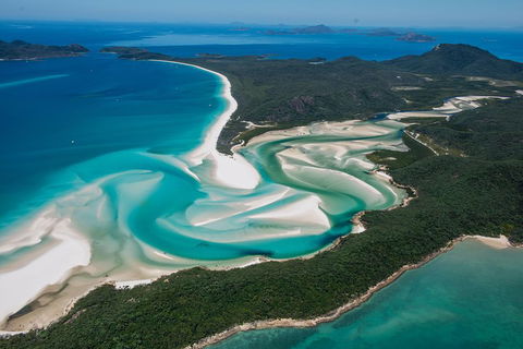 Fly & Sail Package (With Providence) - Tourism Townsville 5