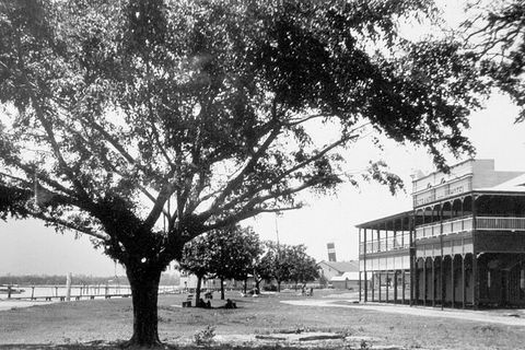 Cairns History Walking Tour - Tourism Townsville 2